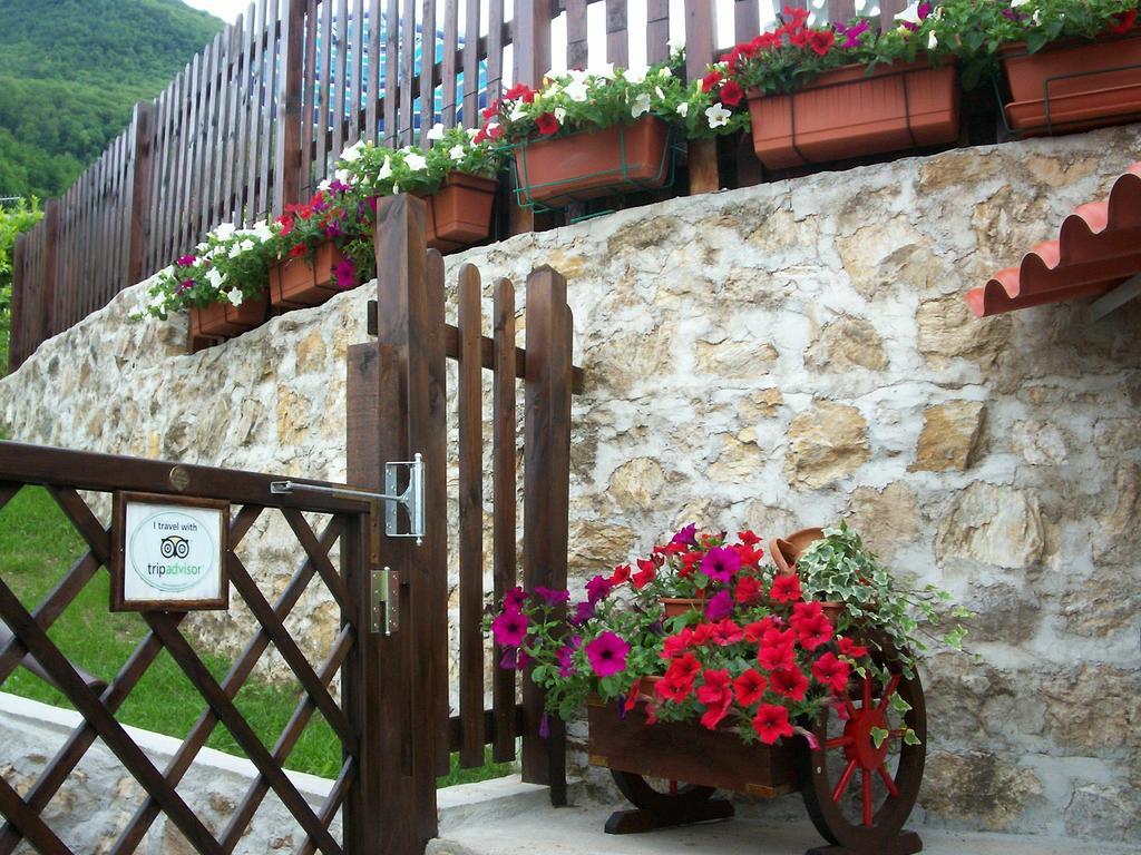 Hermitage Holidays Gallicano Buitenkant foto